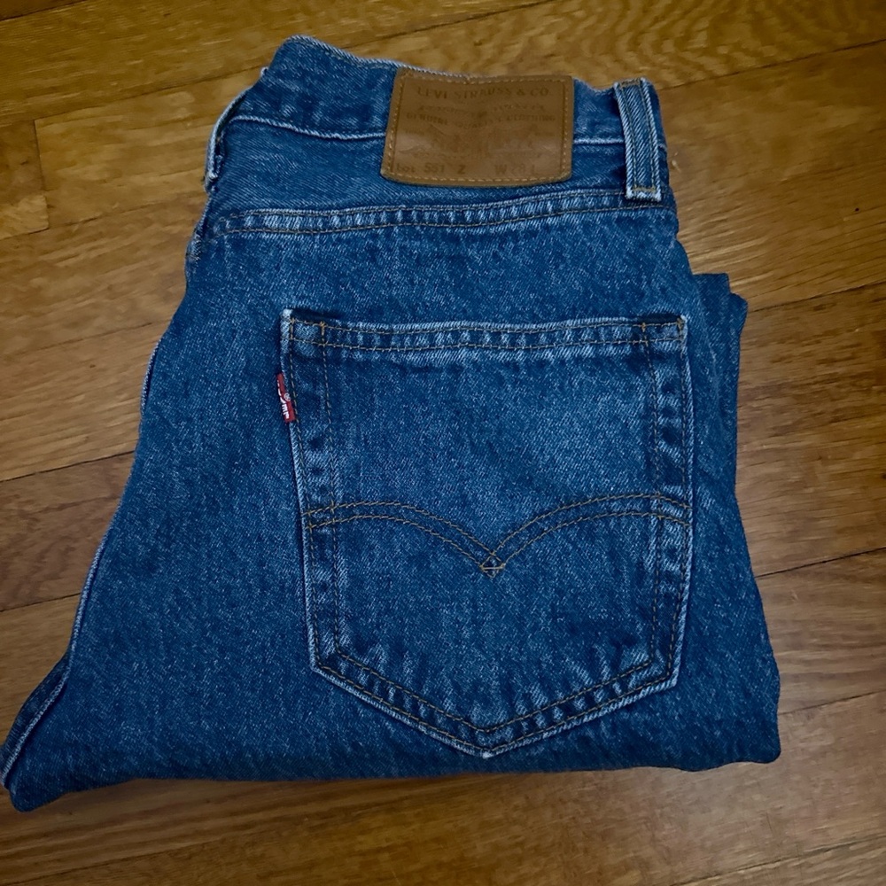 Levi's Women Denim 551 28L Low-Mid rise  Relaxed Straight Leg